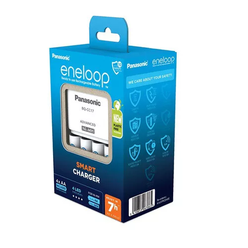 Eneloop KKJ17MCD40E Akkumulátor töltő 4 db 2000mAh AA akkumulátorral